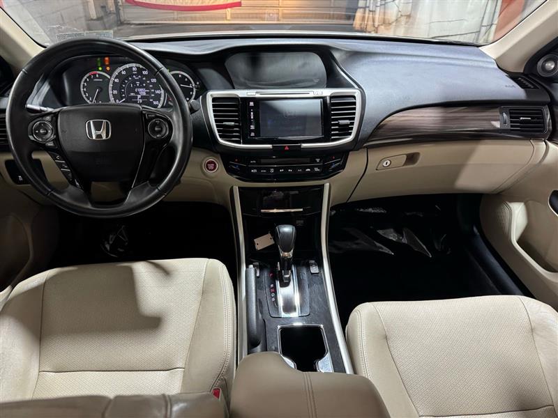 Honda Accord EX-L Sedan V6 6-Spd AT 2017