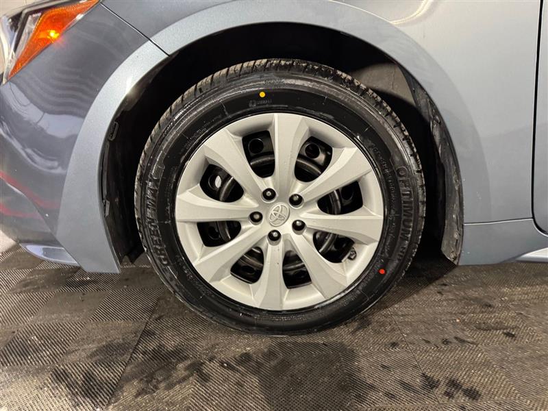 Toyota Corolla LE 2022