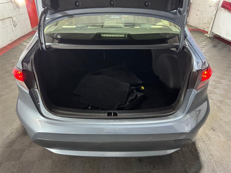 Toyota Corolla LE 2022