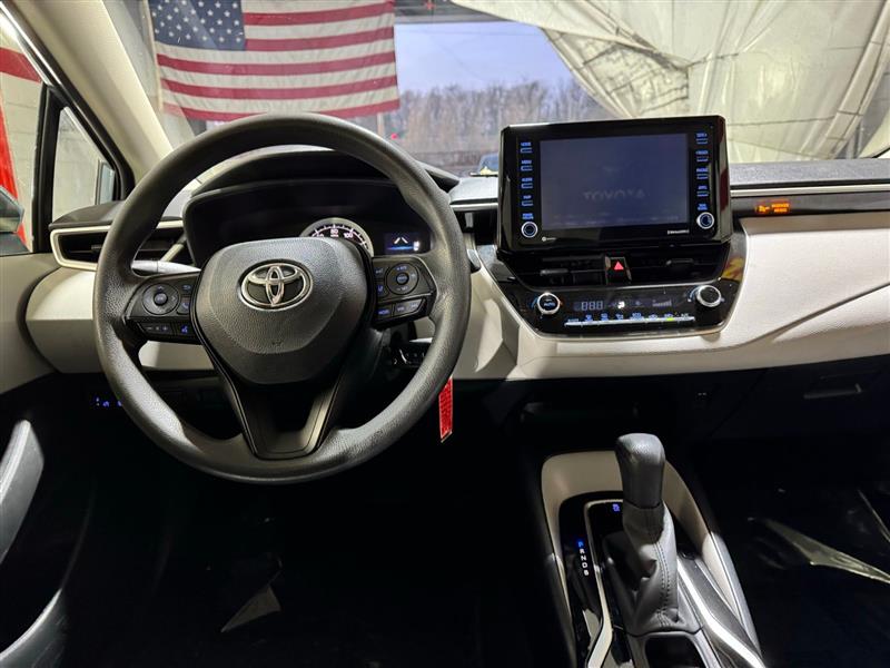 Toyota Corolla LE 2022