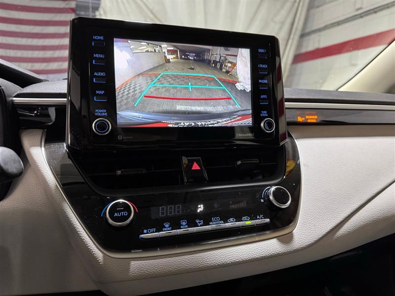 Toyota Corolla LE 2022