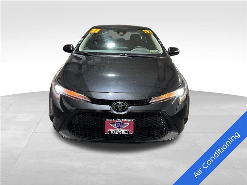 Toyota Corolla LE 2021