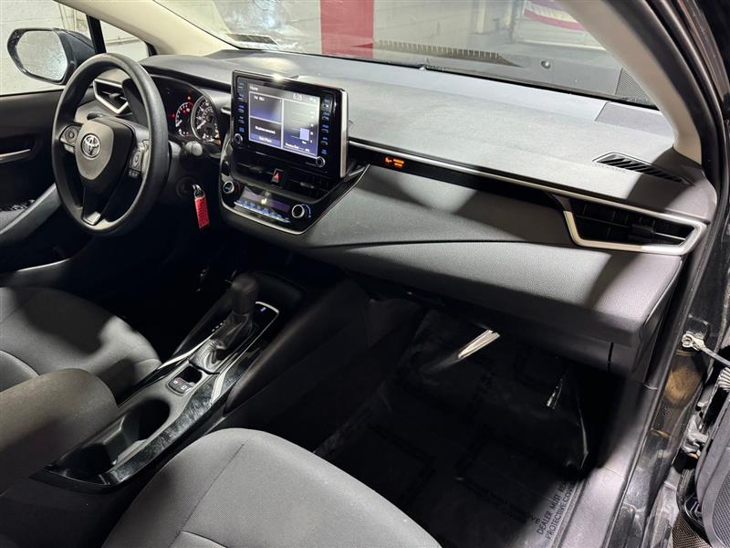 Toyota Corolla LE 2021