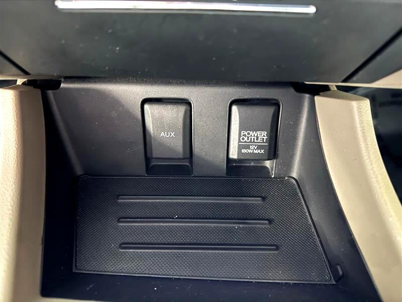 Honda Civic LX Sedan 5-Speed MT 2014