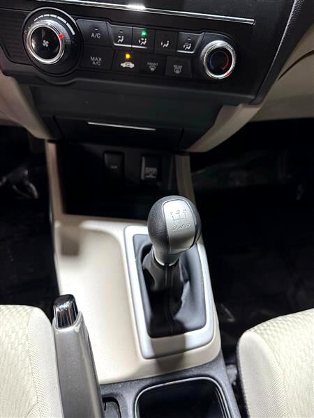 Honda Civic LX Sedan 5-Speed MT 2014