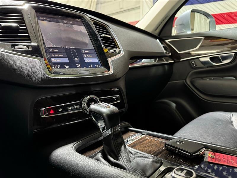 Volvo XC90 T6 Momentum AWD 2017