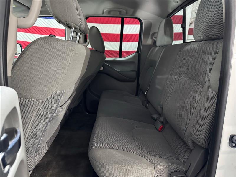 Nissan Frontier SL Crew Cab 5AT 4WD 2017