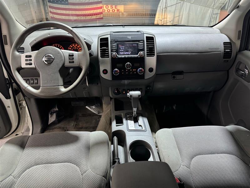 Nissan Frontier SL Crew Cab 5AT 4WD 2017