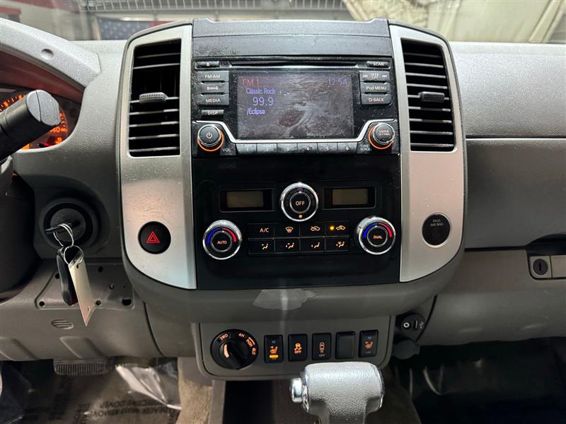 Nissan Frontier SL Crew Cab 5AT 4WD 2017