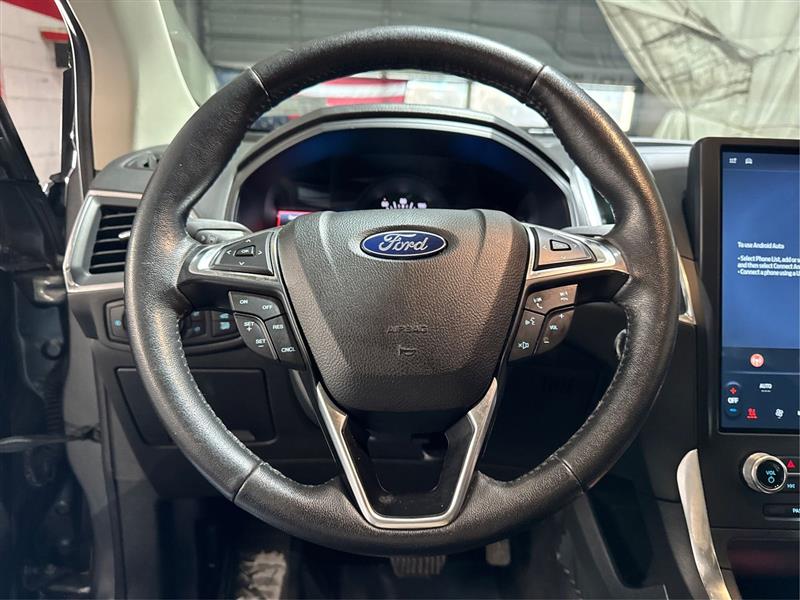 Ford Edge Titanium AWD 2022