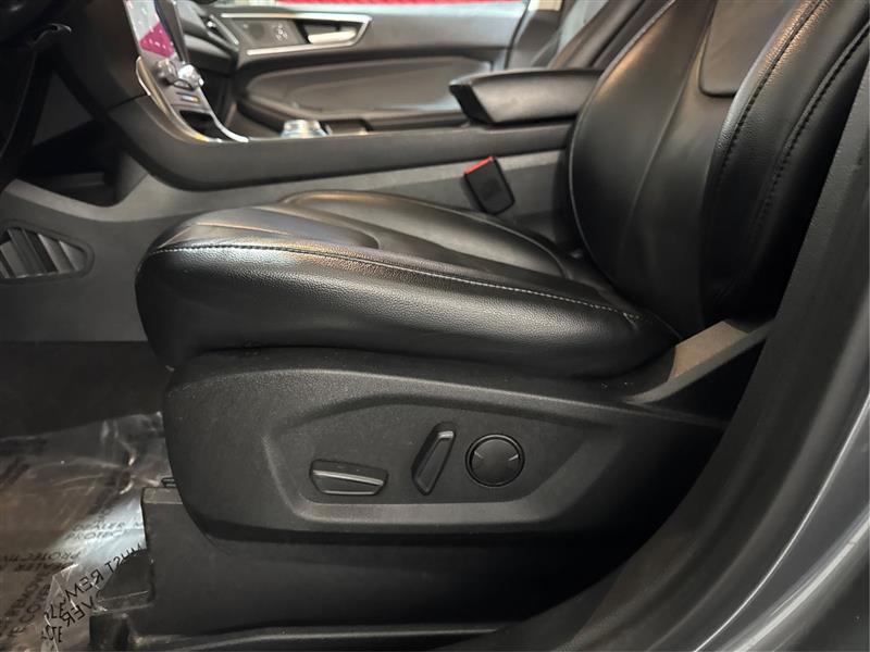 Ford Edge Titanium AWD 2022