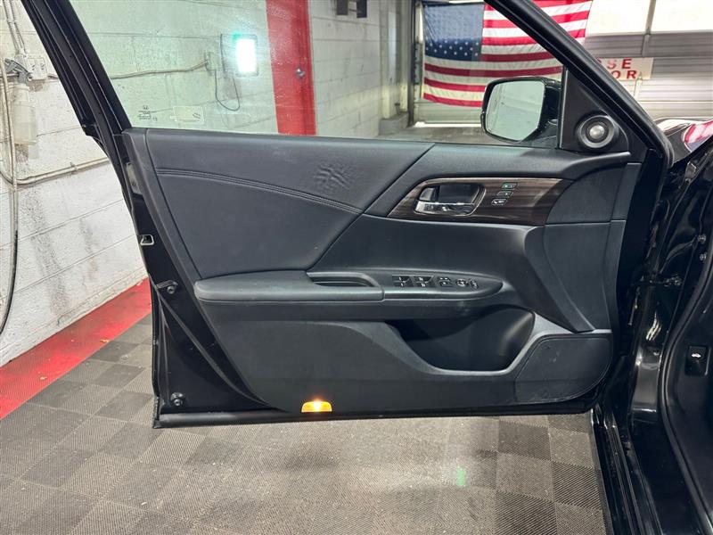 Honda Accord Hybrid Touring 2017