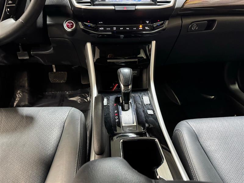 Honda Accord Hybrid Touring 2017