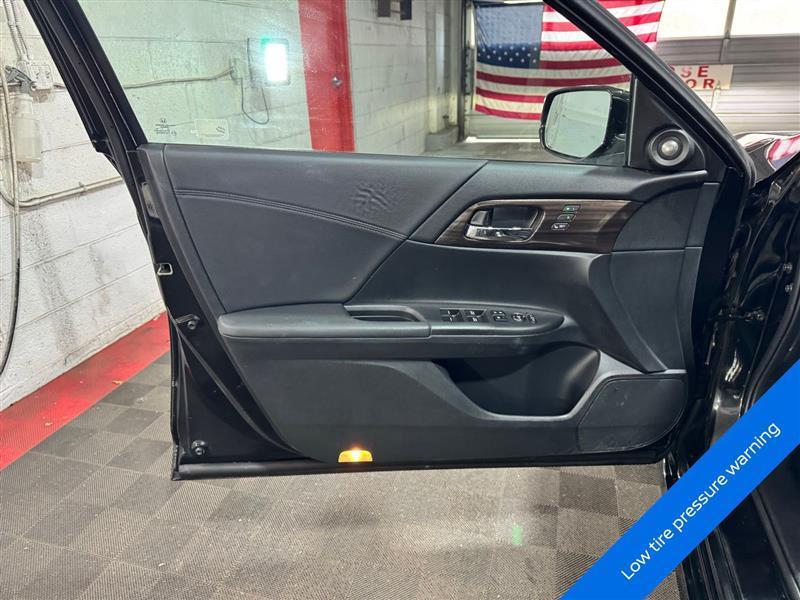 Honda Accord Hybrid Touring 2017