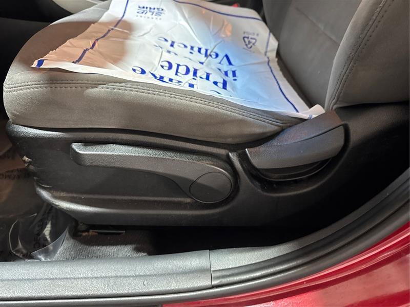 Hyundai Elantra SE 6AT 2015