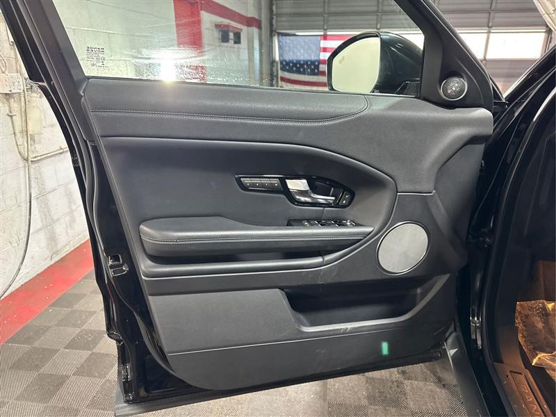 Land Rover Range Rover Evoque SE 2018