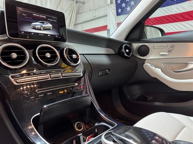 Mercedes-Benz C-Class C300 4MATIC Sedan 2016