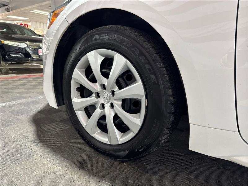 Toyota Corolla LE 2023