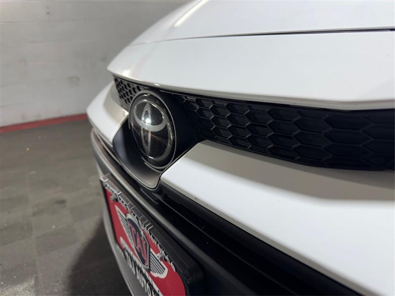 Toyota Corolla LE 2023