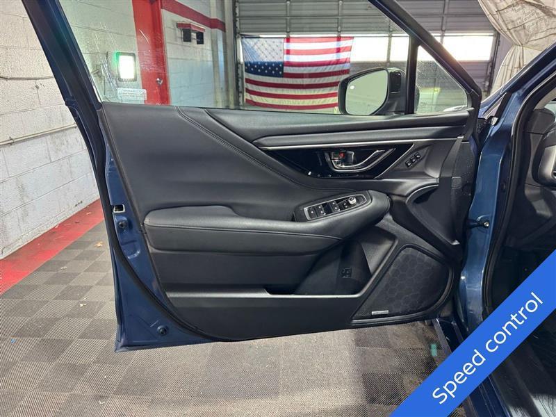 Subaru Legacy Limited 2022