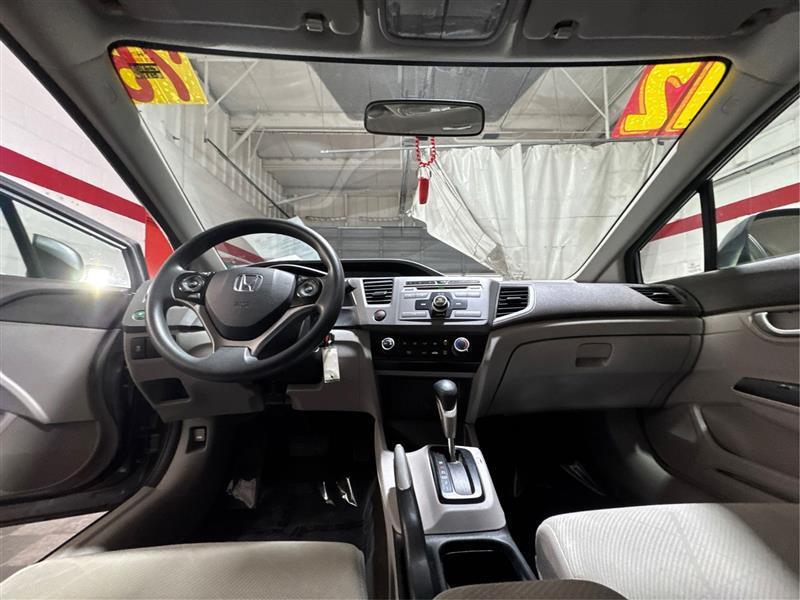 Honda Civic LX Sedan 5-Speed AT 2012