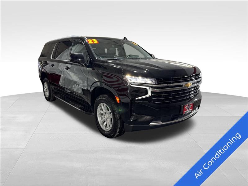 Chevrolet Suburban LT 4WD 2023