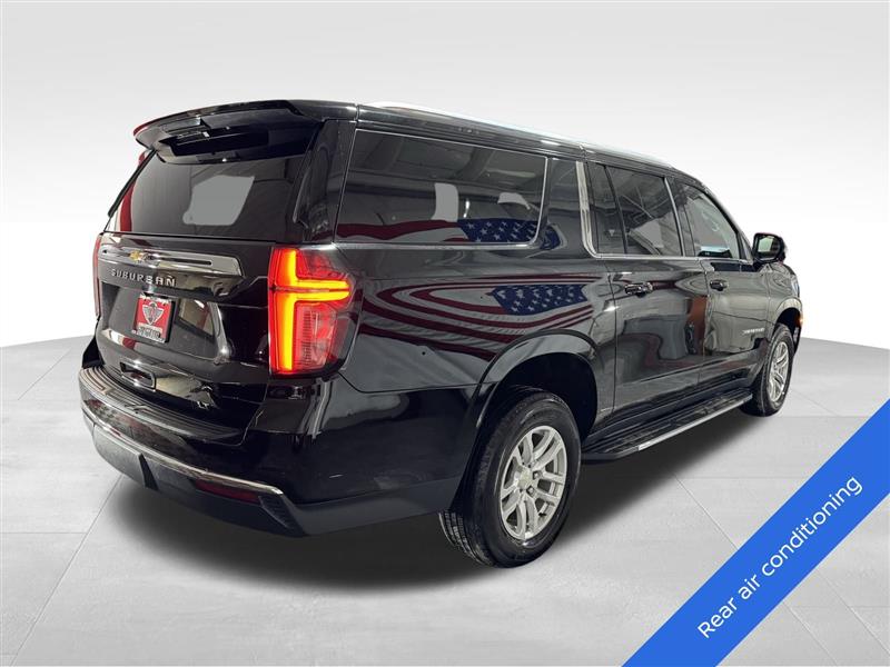 Chevrolet Suburban LT 4WD 2023