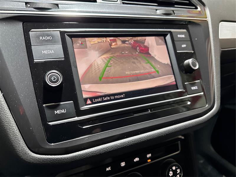 Volkswagen Tiguan S 4Motion 2021