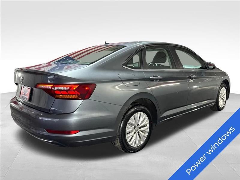 Volkswagen Jetta 1.4T S 8A 2019