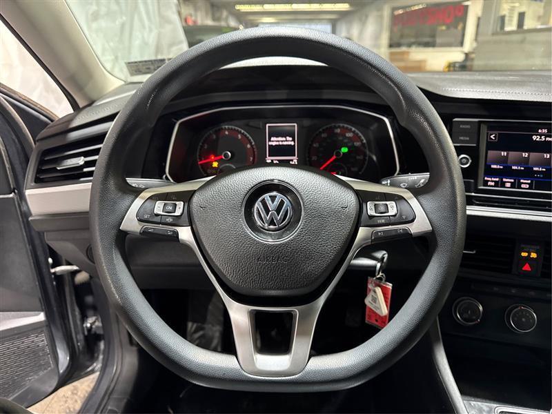 Volkswagen Jetta 1.4T S 8A 2019