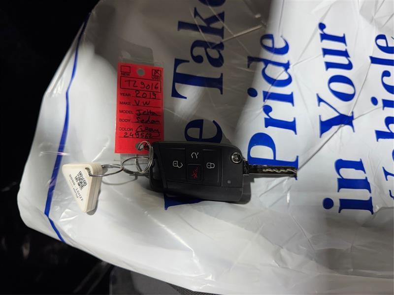 Volkswagen Jetta 1.4T S 8A 2019