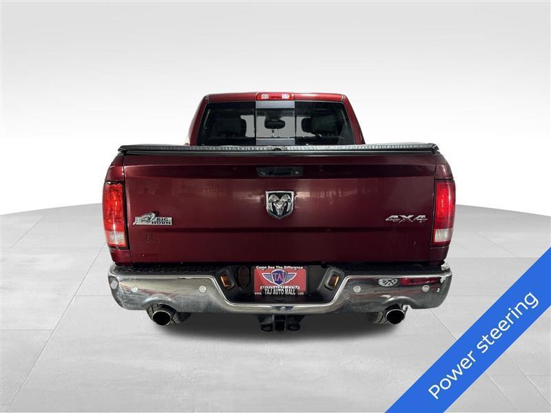 RAM 1500 SLT Crew Cab SWB 4WD 2016