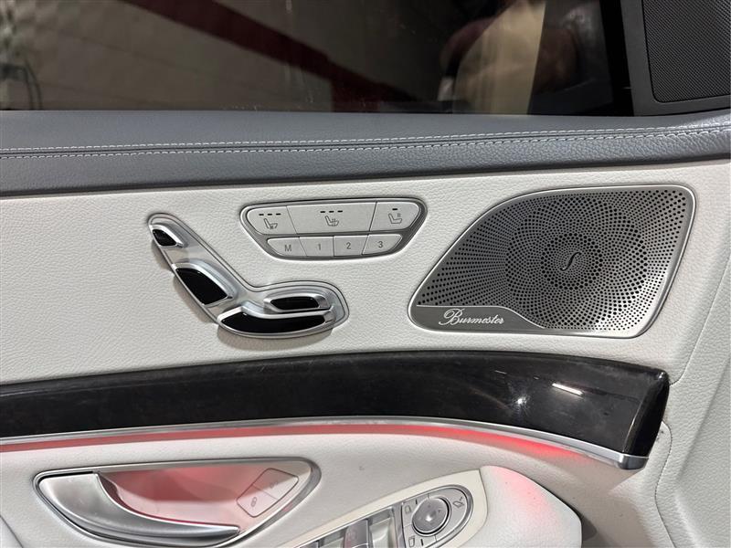 Mercedes-Benz S-Class S550 4MATIC 2016