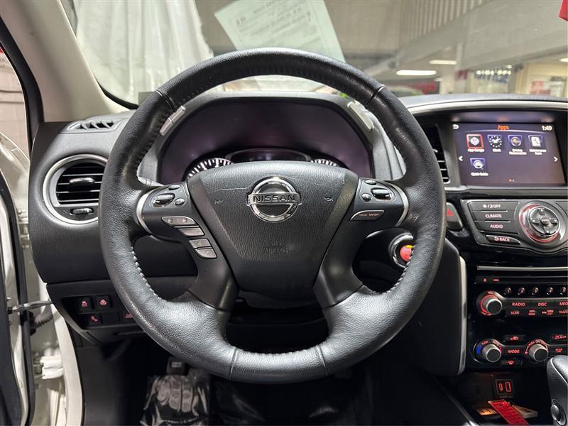 Nissan Pathfinder SV 4WD 2019