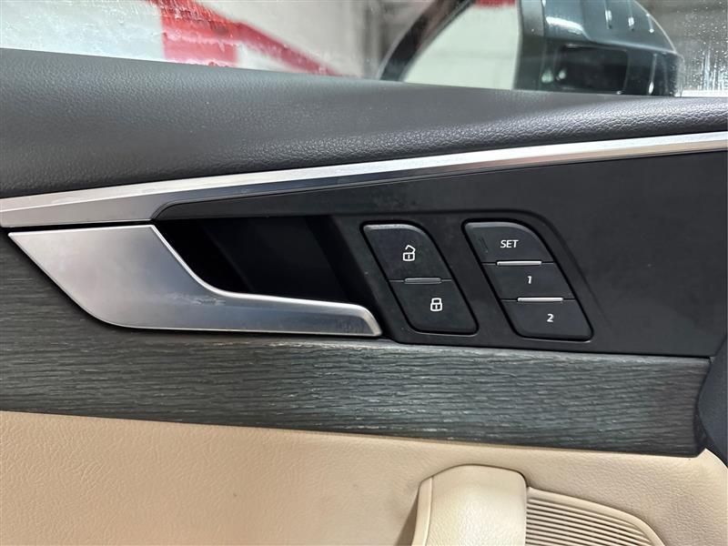 Audi A4 2.0 TFSI Premium Plus quattro 7A 2018