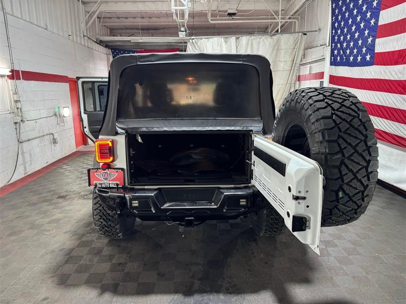 Jeep Wrangler Unlimited Sport 4WD 2017