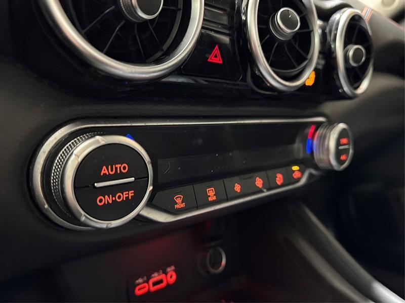 Nissan Sentra SR 2020