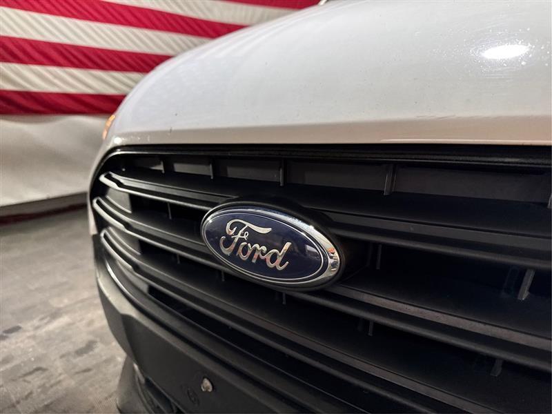 Ford Transit Connect Cargo Van XL SWB 2022