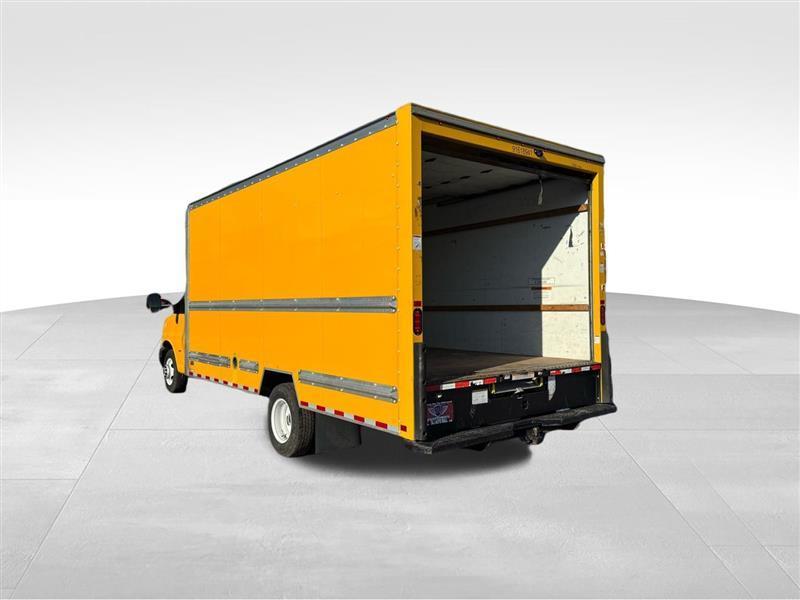 GMC Savana G3500 177 in. 2021