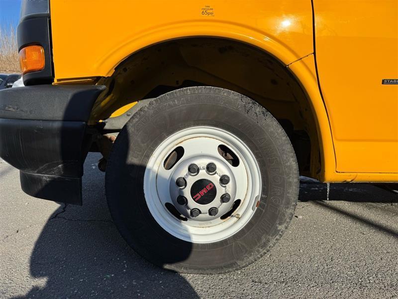 GMC Savana G3500 177 in. 2021