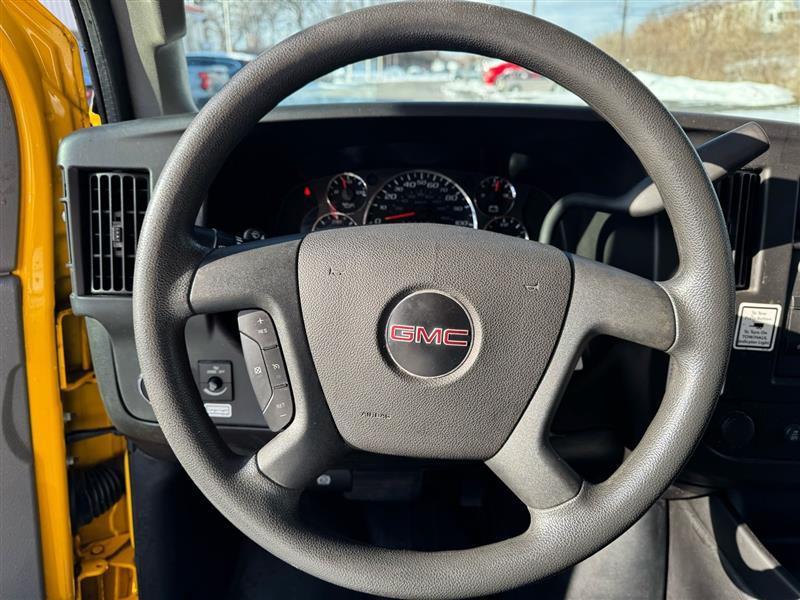 GMC Savana G3500 177 in. 2021