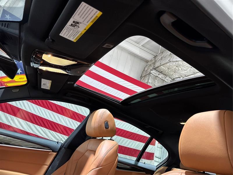 BMW 5-Series 530i xDrive 2019