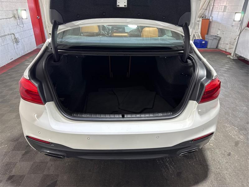 BMW 5-Series 530i xDrive 2019