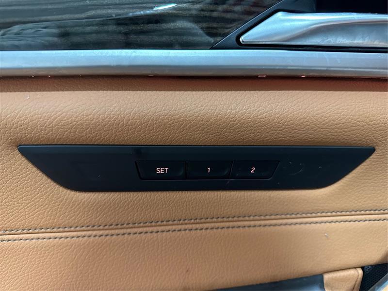 BMW 5-Series 530i xDrive 2019