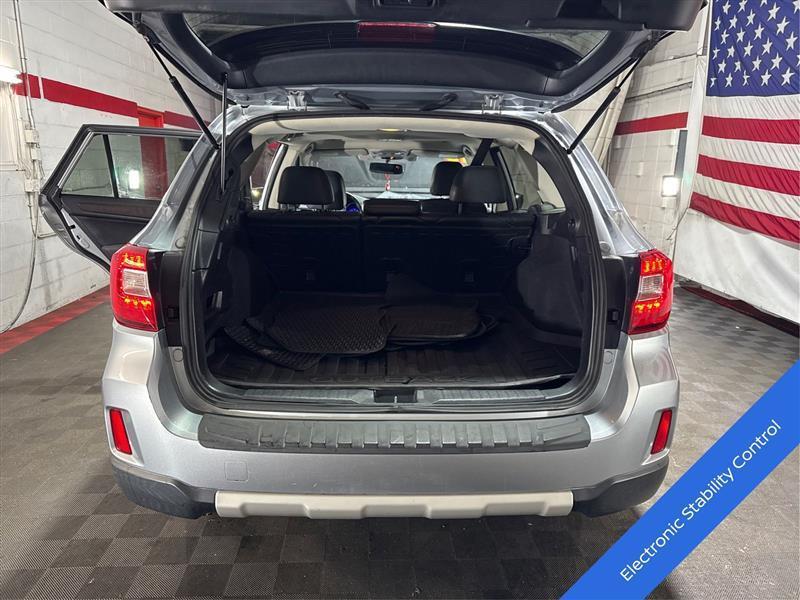 Subaru Outback 2.5i Limited 2015