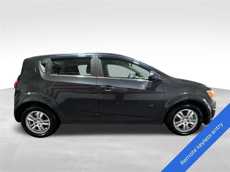 Chevrolet Sonic LT Auto 5-Door 2014