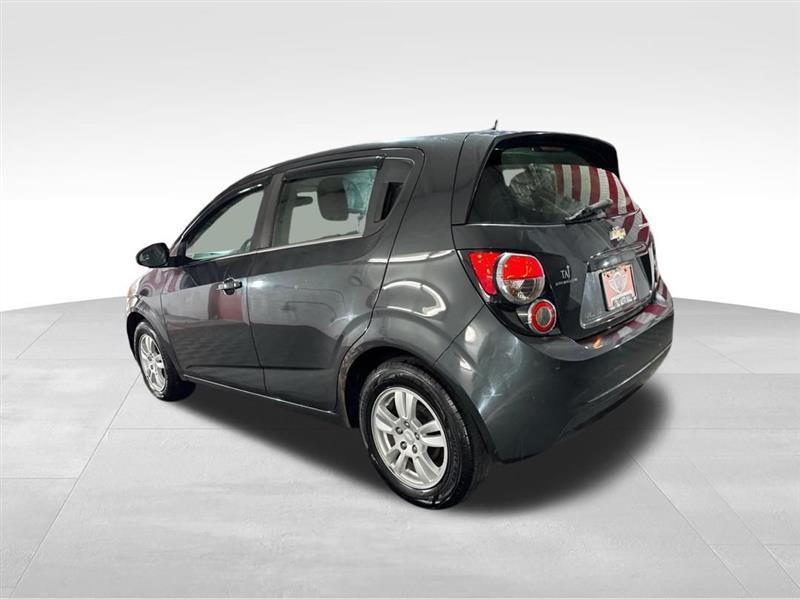 Chevrolet Sonic LT Auto 5-Door 2014