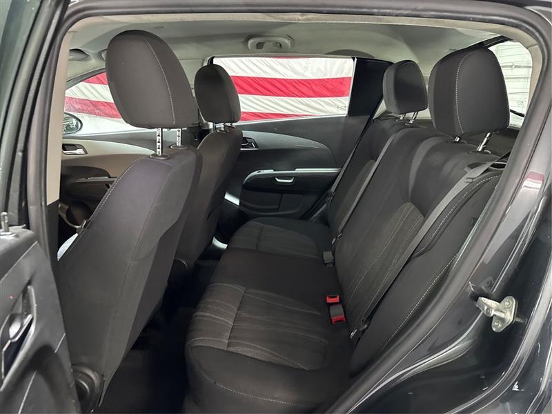 Chevrolet Sonic LT Auto 5-Door 2014