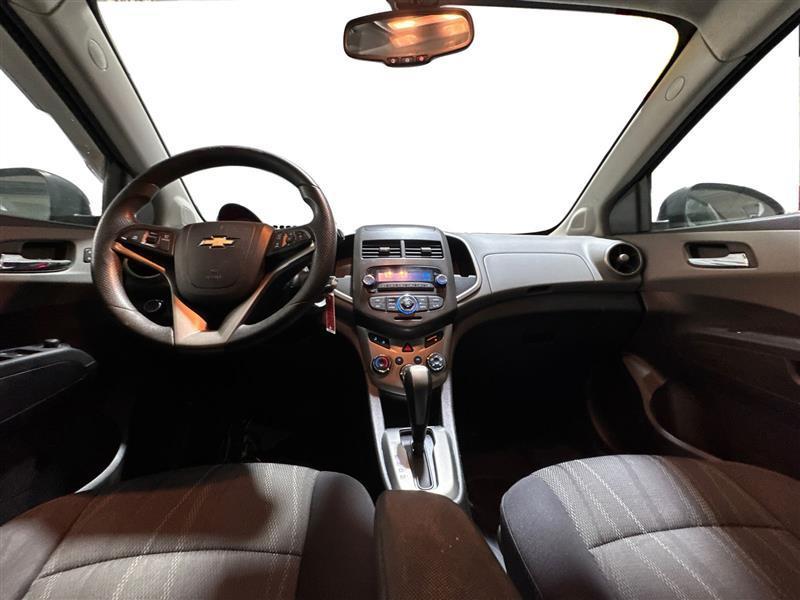 Chevrolet Sonic LT Auto 5-Door 2014