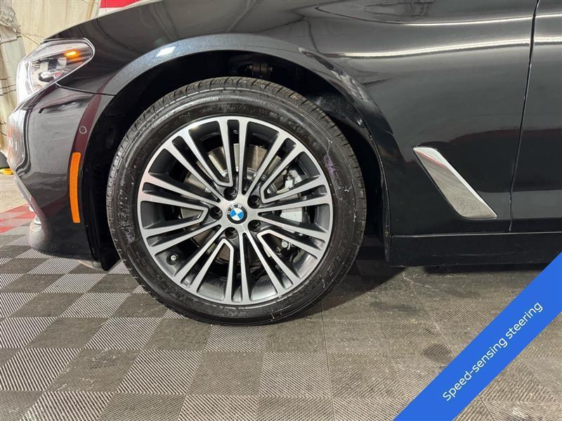 BMW 5-Series 530i xDrive 2019